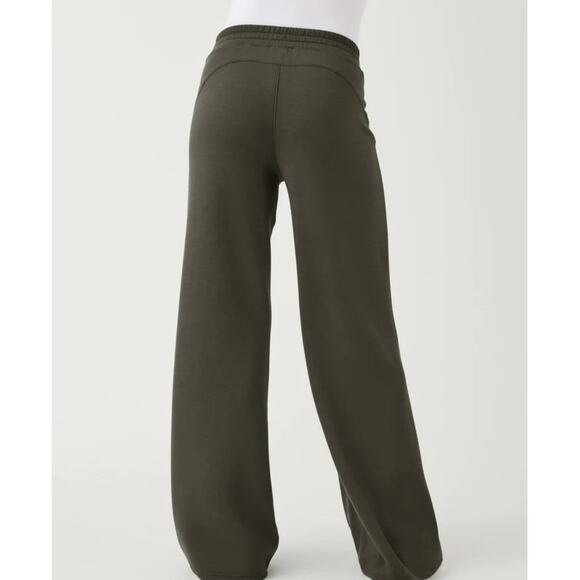 π Spanx AirEssentials Wide-Leg Lounge Pants β Olive Green, Size XL π - Picture 7 of 10